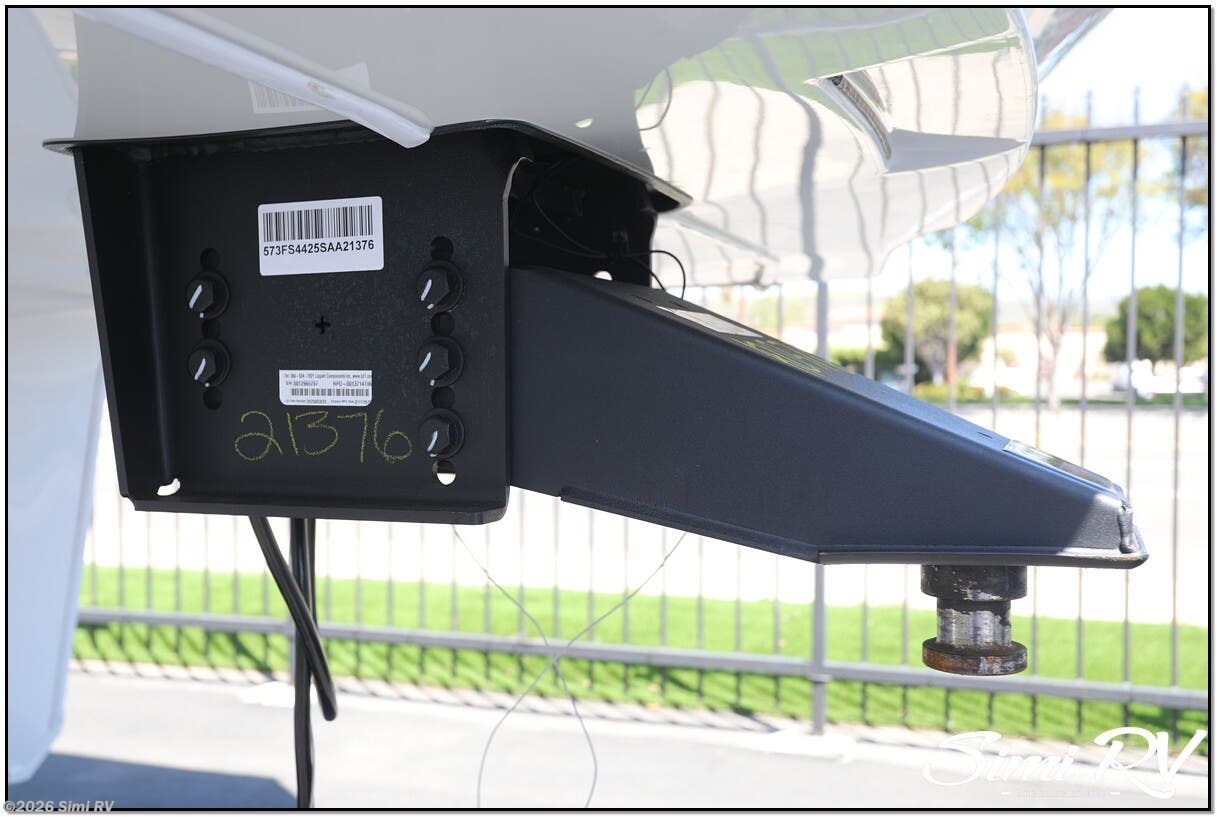 New 2025 Grand Design Influence 3804DS available in Simi Valley, California