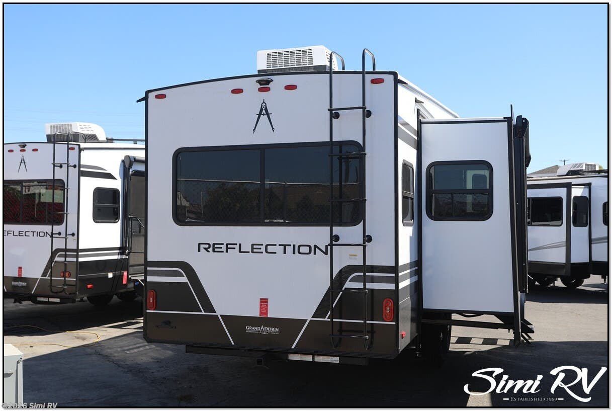 New 2026 Grand Design Reflection (Fifth Wheel) 303RLS available in Simi Valley, California