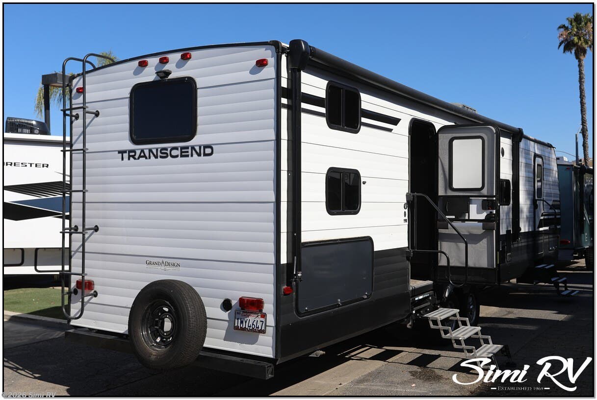 2021 Grand Design Transcend 32BHS - Used Travel Trailer For Sale by Simi RV in Simi Valley, California