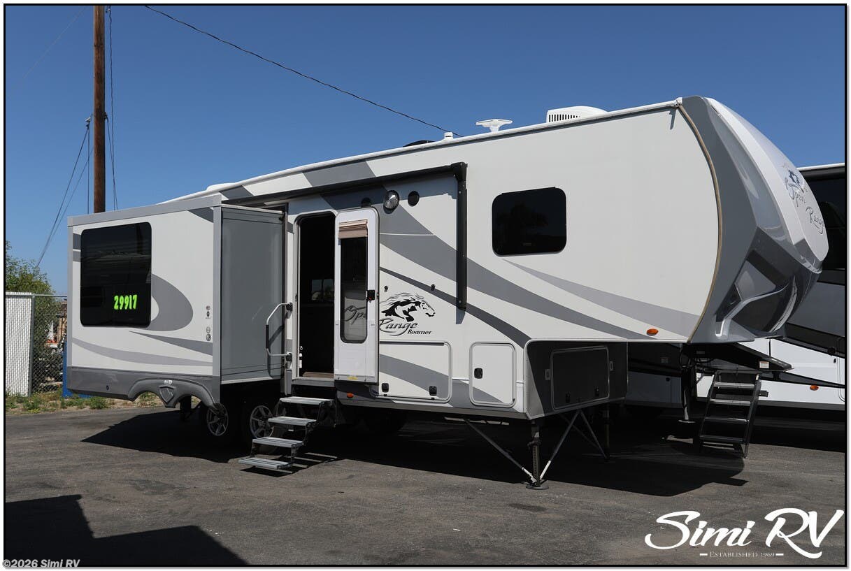 2017 Highland Ridge Open Range Roamer RF316RLS - Used Fifth Wheel For Sale by Simi RV in Simi Valley, California