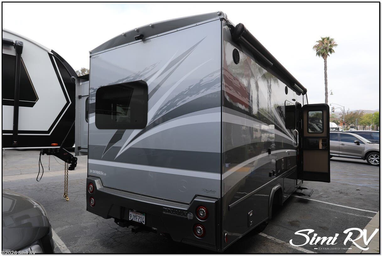 2024 Isata 3 Series 24FW by Dynamax Corp from Simi RV in Simi Valley, California