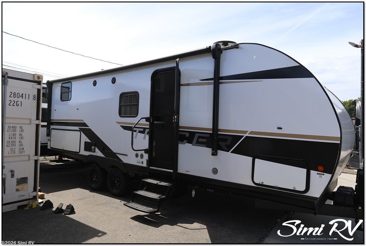 2025 Prime Time Tracer 240BHSLE - Used Travel Trailer For Sale by Simi RV in Simi Valley, California