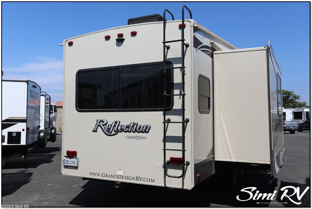 Used 2016 Grand Design Reflection Super-Lite 27RL available in Simi Valley, California