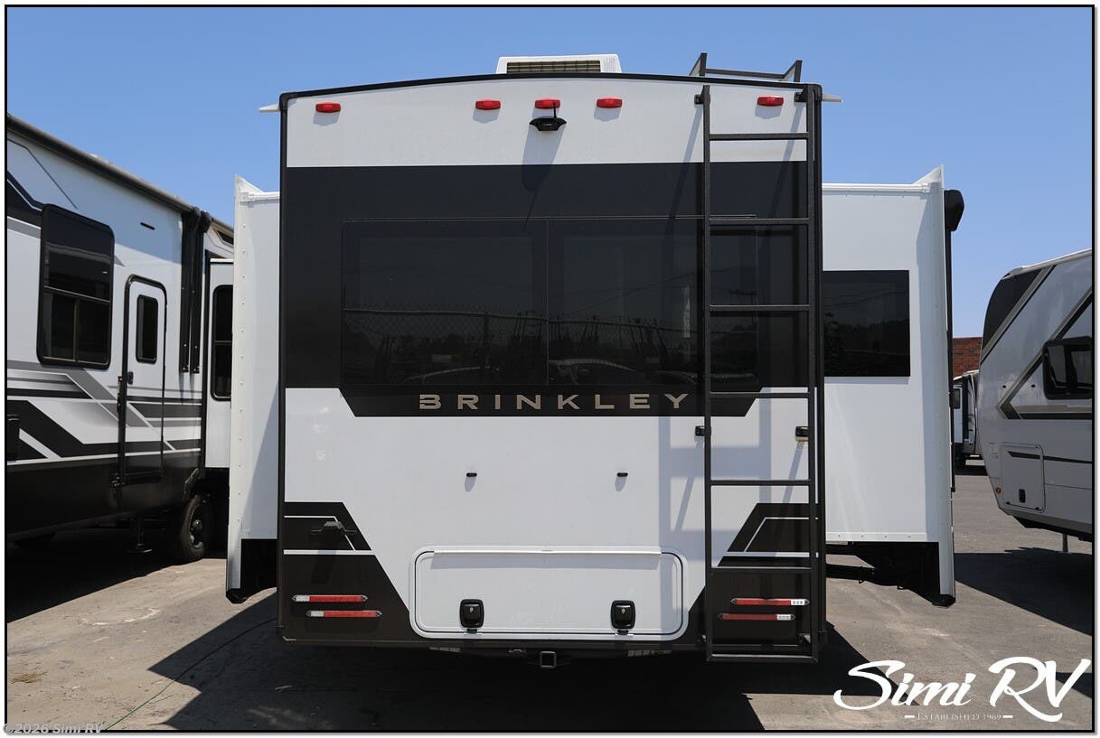 2027 Model Z 2900 by Brinkley RV from Simi RV in Simi Valley, California