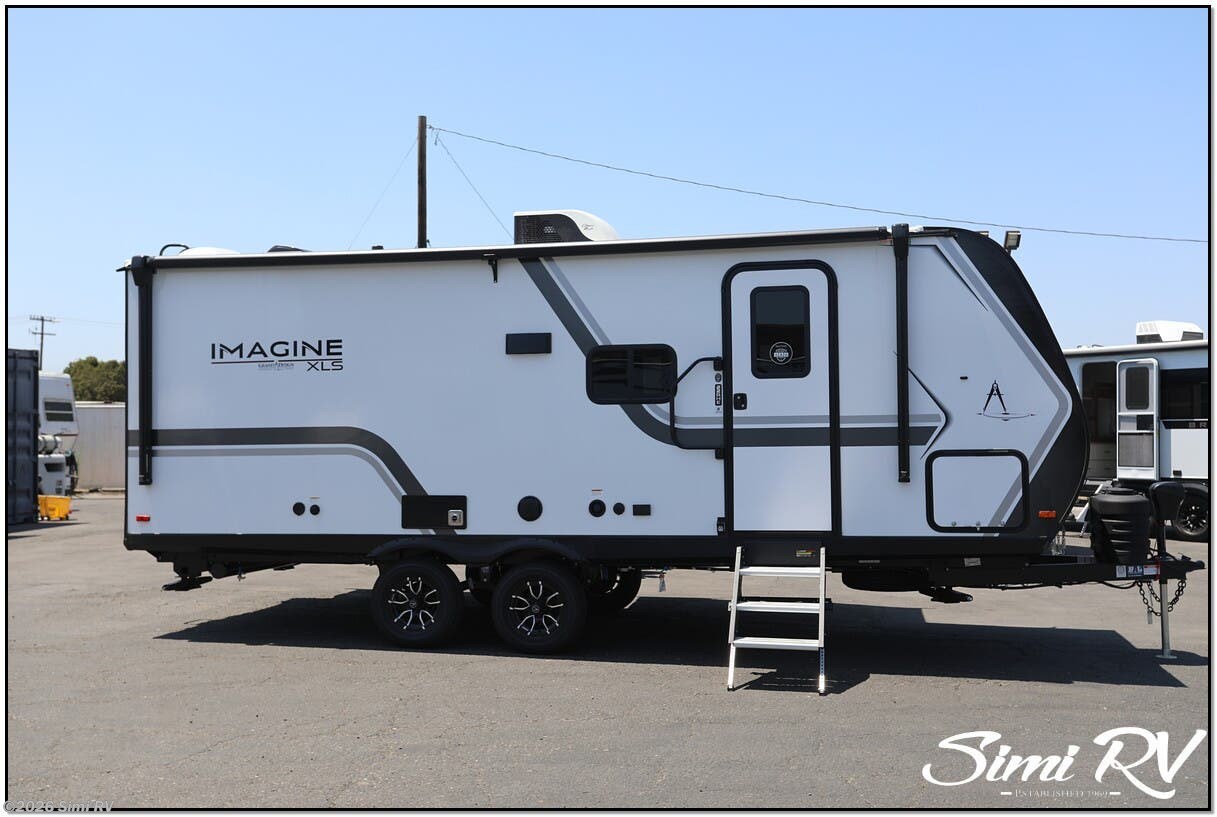 2027 Grand Design Imagine XLS 22BHE - New Travel Trailer For Sale by Simi RV in Simi Valley, California