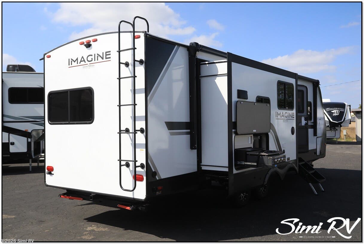 2027 Grand Design Imagine 2670MK - New Travel Trailer For Sale by Simi RV in Simi Valley, California