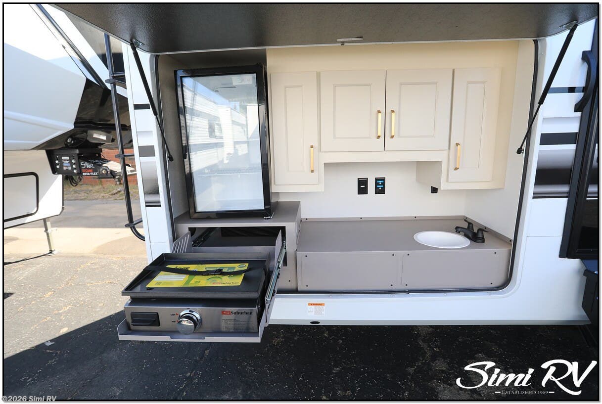 New 2027 Grand Design Influence 3904BH available in Simi Valley, California