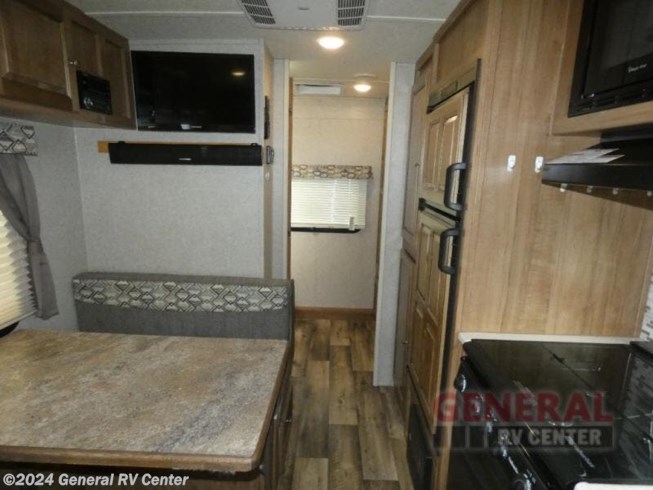 2017 Flagstaff Micro Lite 23FB by Forest River from General RV Center in North Canton, Ohio