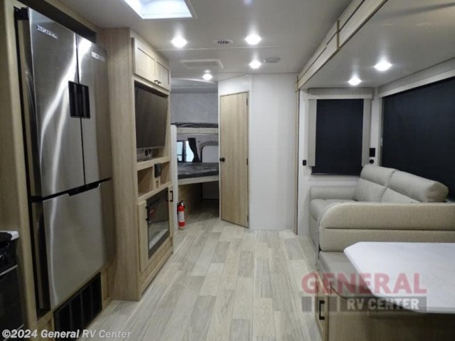 2024 Voyage V3033BH by Winnebago from General RV Center in North Canton, Ohio