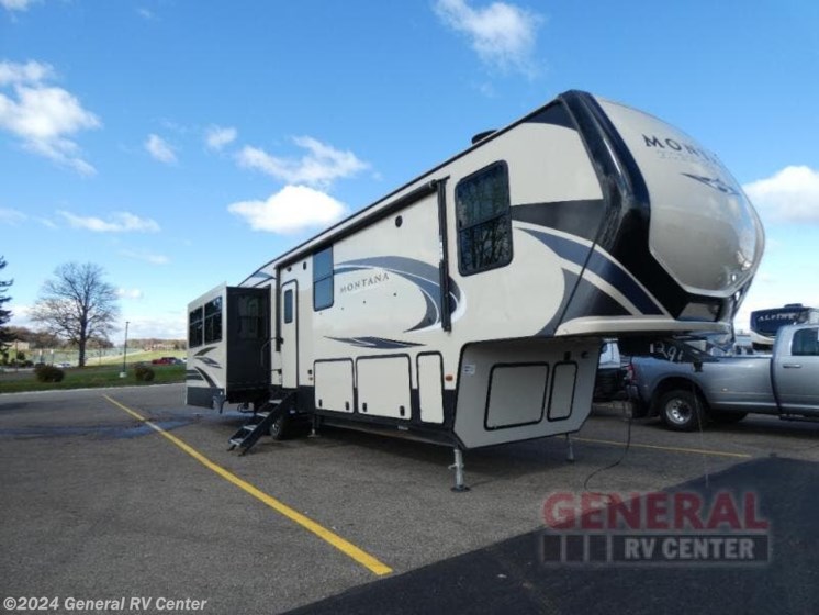 Used 2019 Keystone Montana High Country 385BR available in North Canton, Ohio