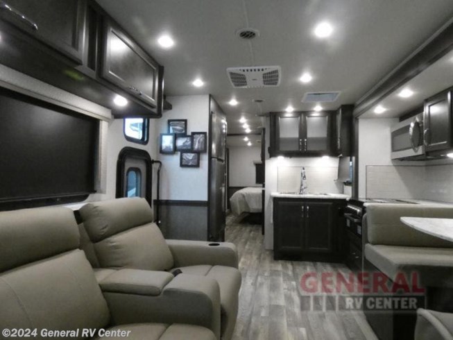 2024 Admiral 33B6 by Holiday Rambler from General RV Center in North Canton, Ohio