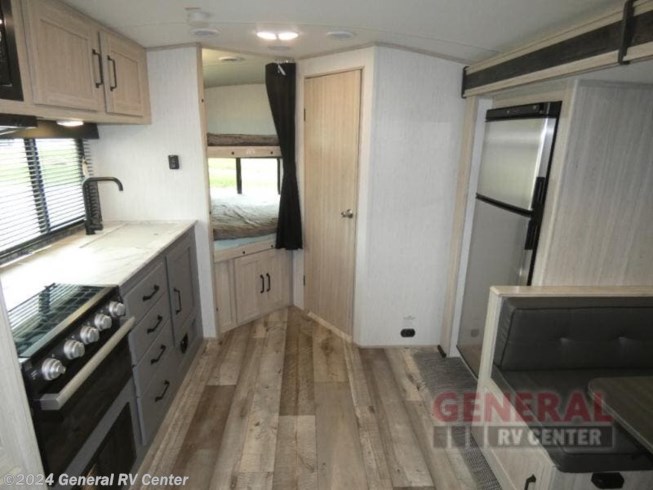 2022 Sundance Ultra Lite 265BH by Heartland from General RV Center in North Canton, Ohio