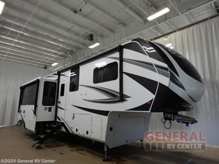 New 2024 Grand Design Solitude 391DL available in North Canton, Ohio