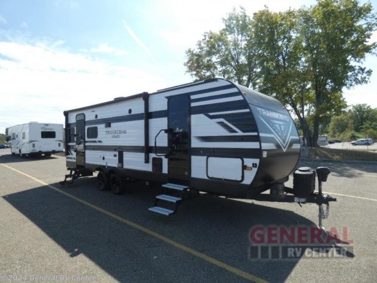 Used 2024 Grand Design Transcend Xplor 245RL available in North Canton, Ohio