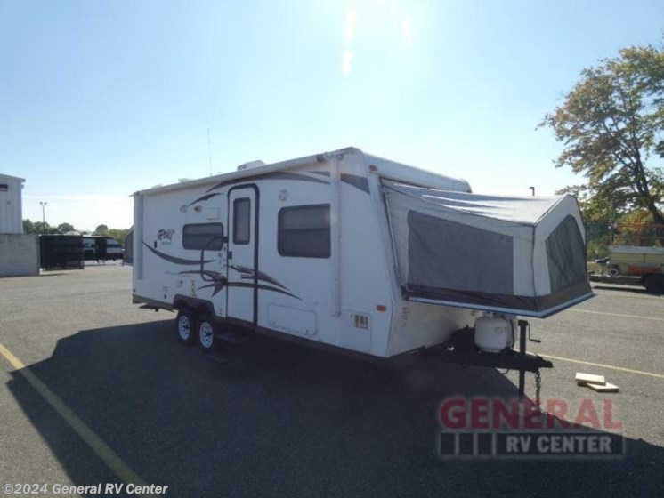 Used 2014 Forest River Rockwood Roo 233S available in North Canton, Ohio