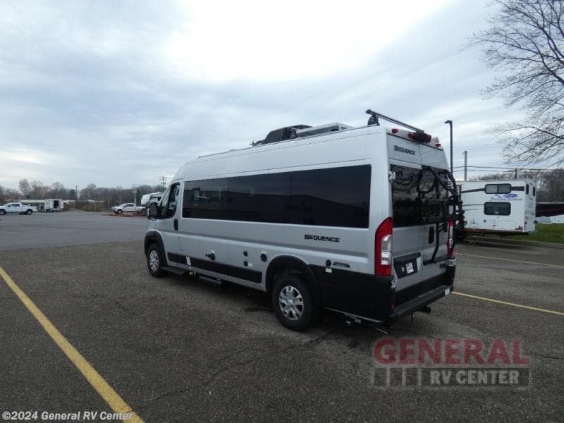 2025 Thor Motor Coach Sequence 20L RV For Sale In North Canton, OH ...