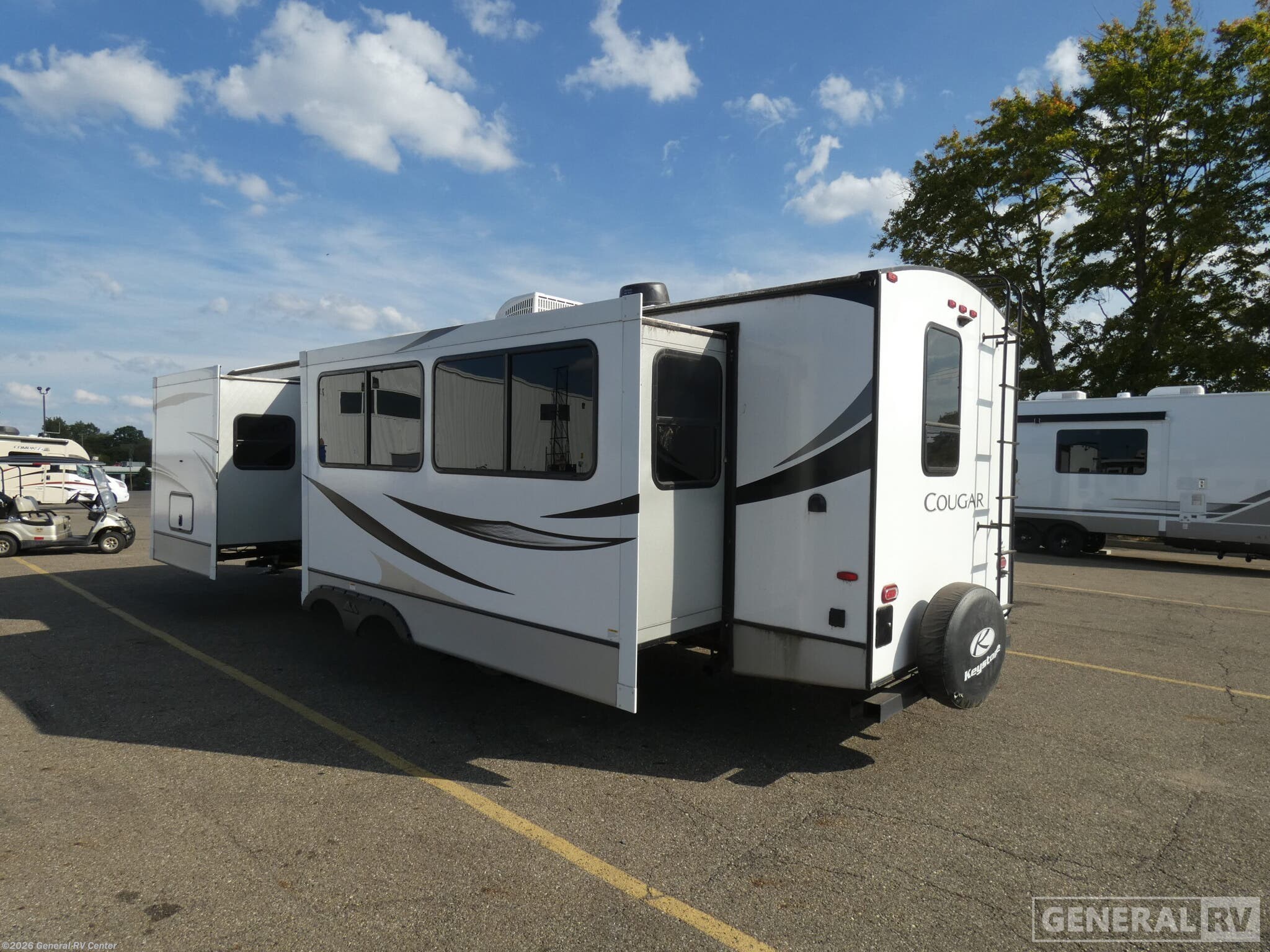 2021 Cougar 30RKD by Keystone from General RV Center in North Canton, Ohio