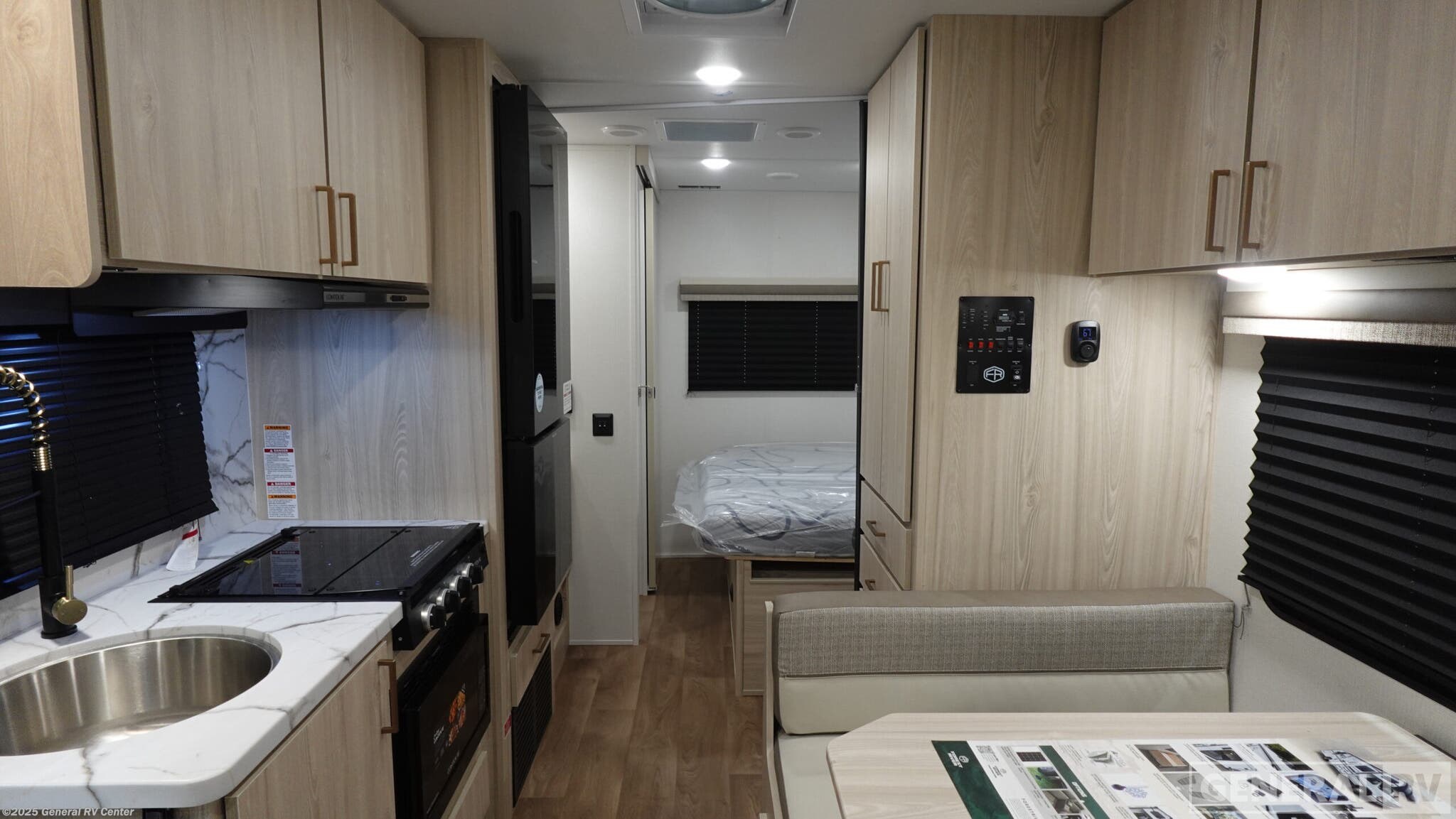 2026 East to West Entrada 220S - New Class C For Sale by General RV Center in North Canton, Ohio