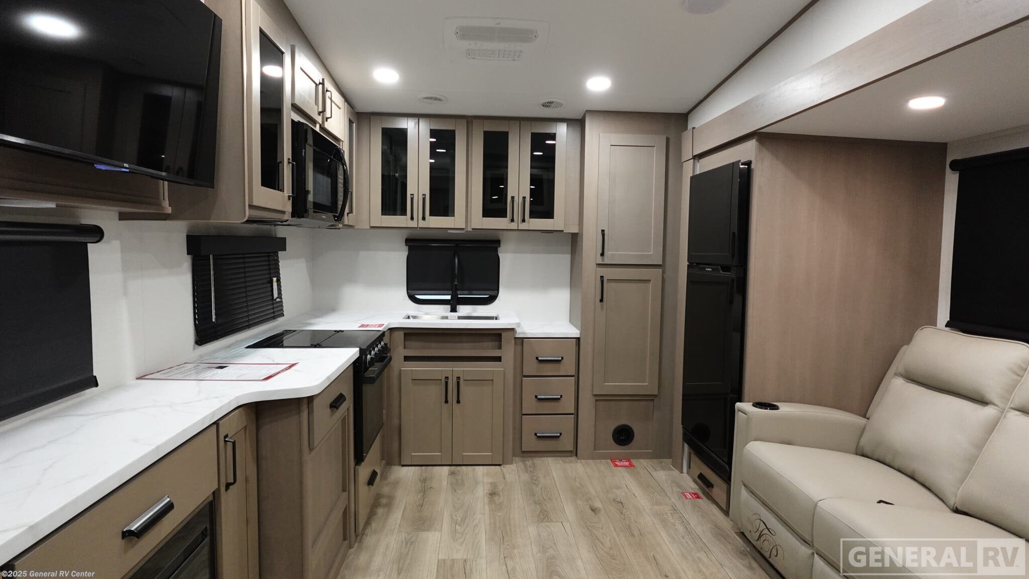2026 Grand Design Reflection 270BN - New Fifth Wheel For Sale by General RV Center in North Canton, Ohio