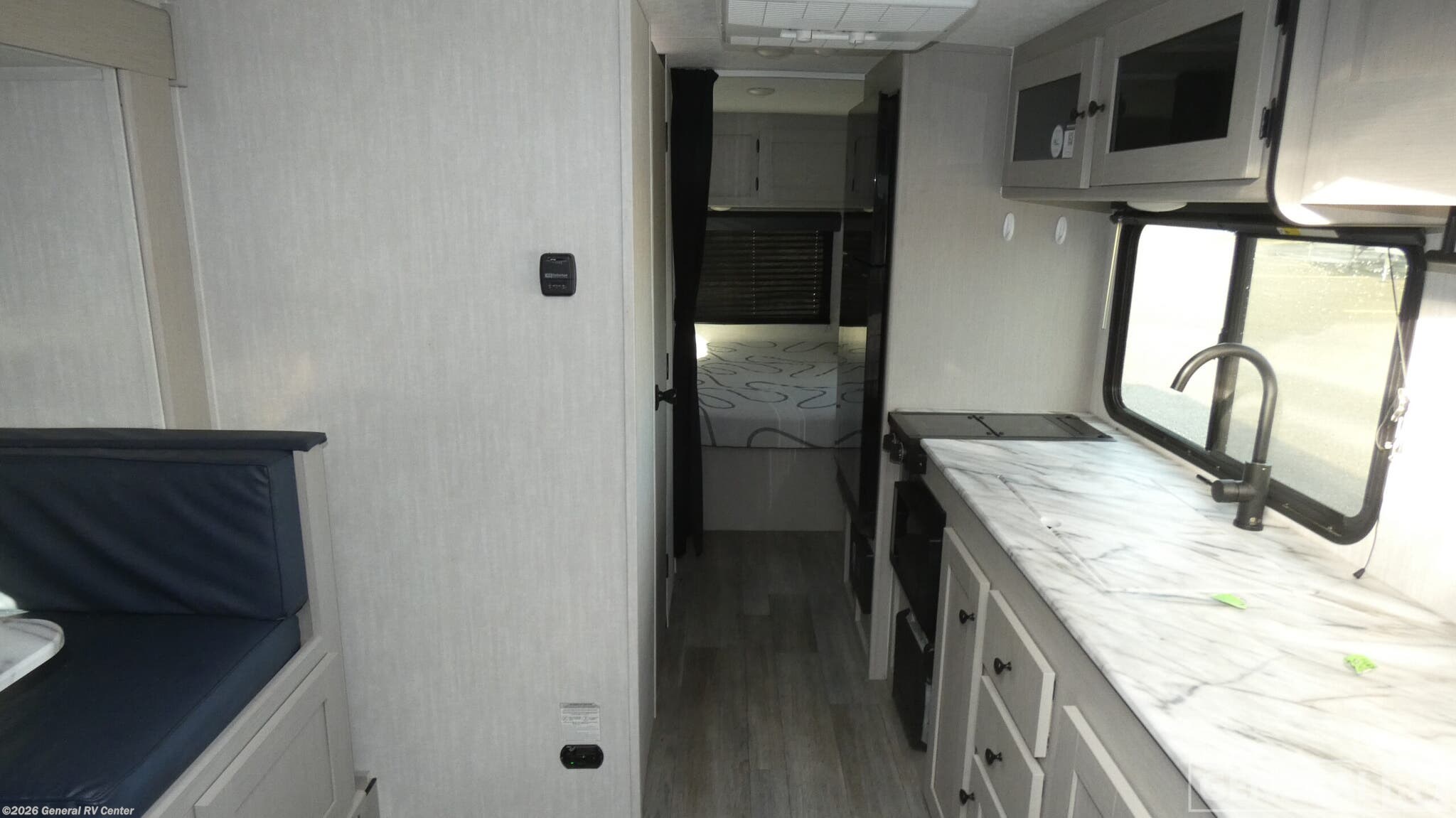2025 Coachmen Apex 221RLS-1SL - Used Travel Trailer For Sale by General RV Center in North Canton, Ohio