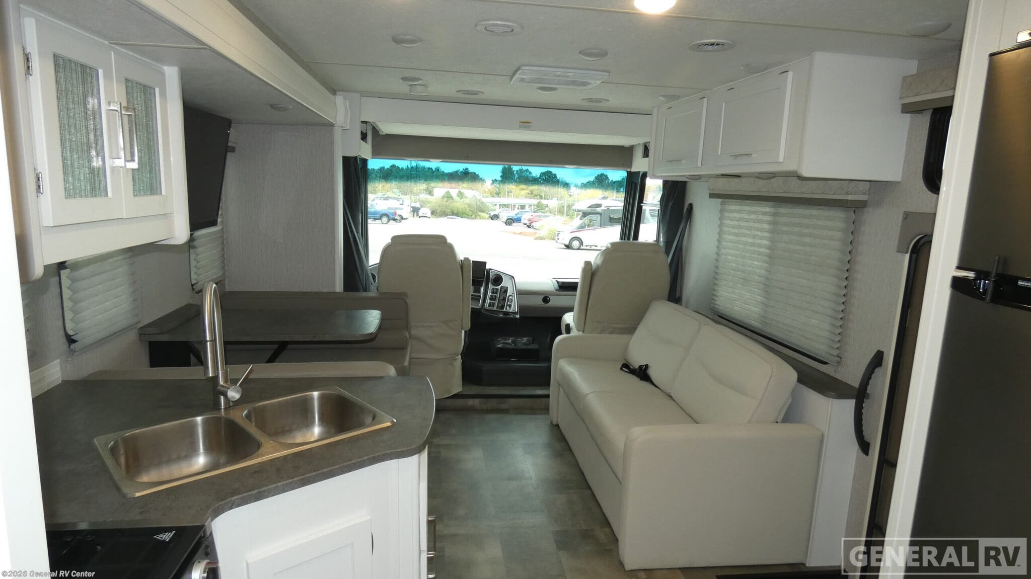 Used 2023 Coachmen Pursuit 31BH-1SL available in North Canton, Ohio
