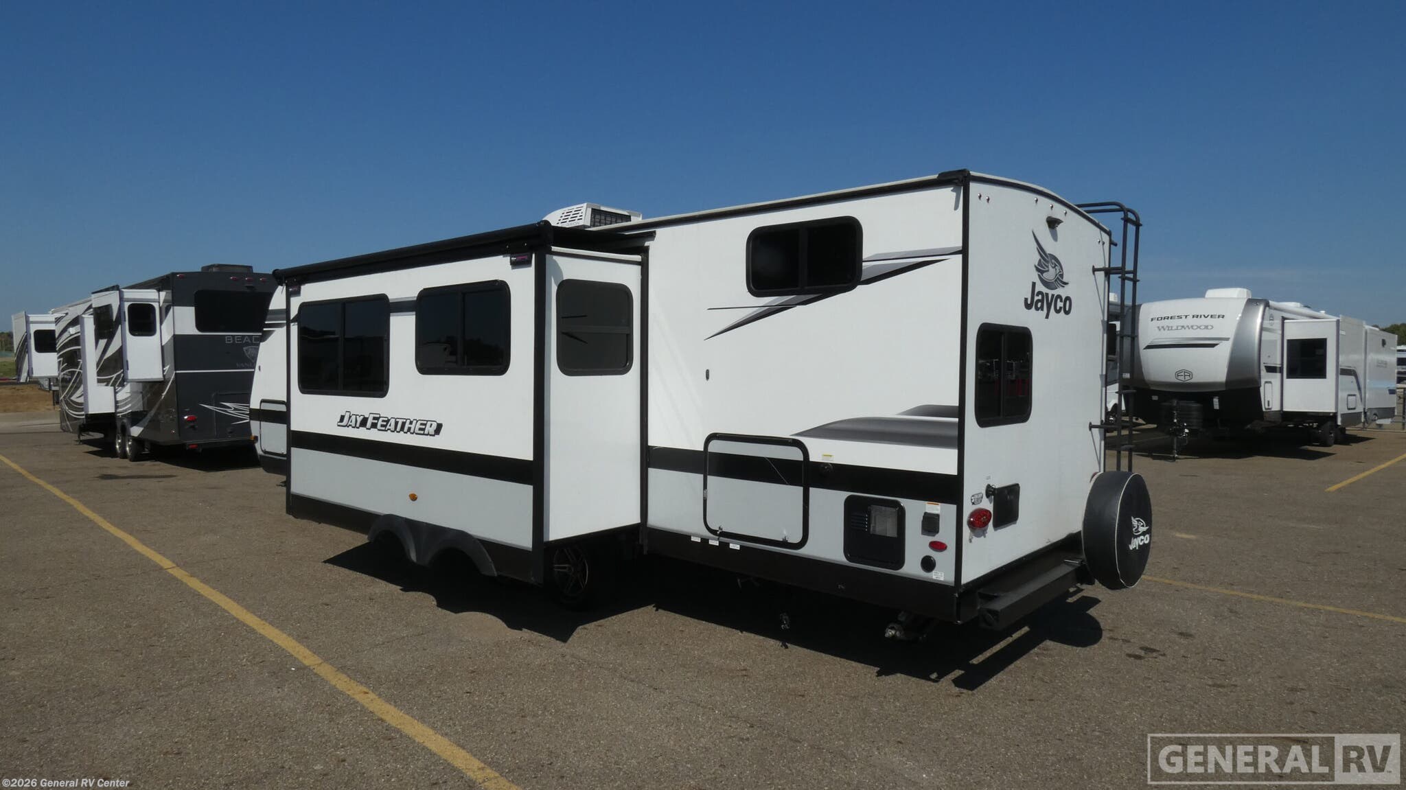 2022 Jay Feather 27BHB by Jayco from General RV Center in North Canton, Ohio