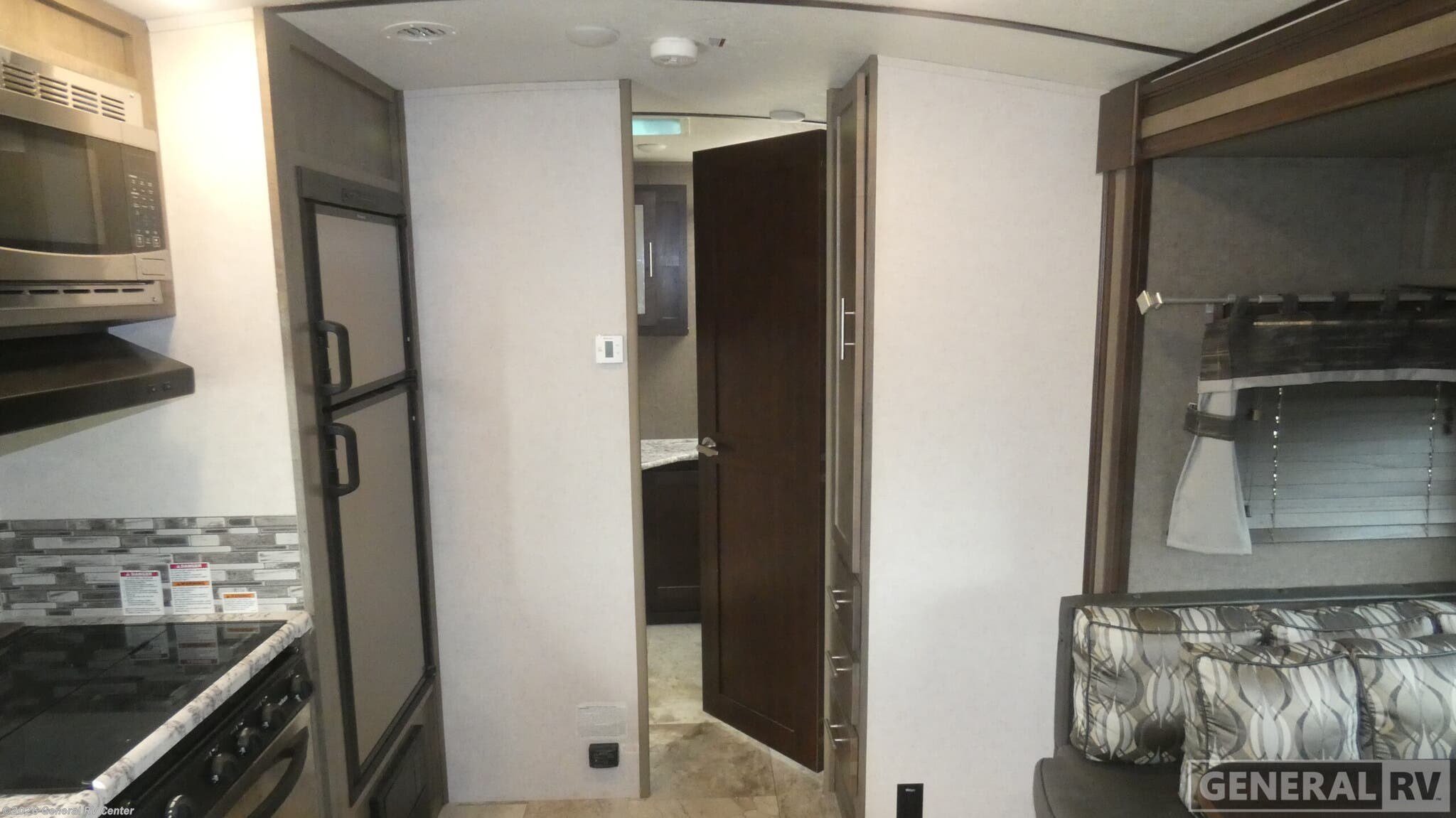 2017 Forest River Surveyor 243RBS - Used Travel Trailer For Sale by General RV Center in North Canton, Ohio