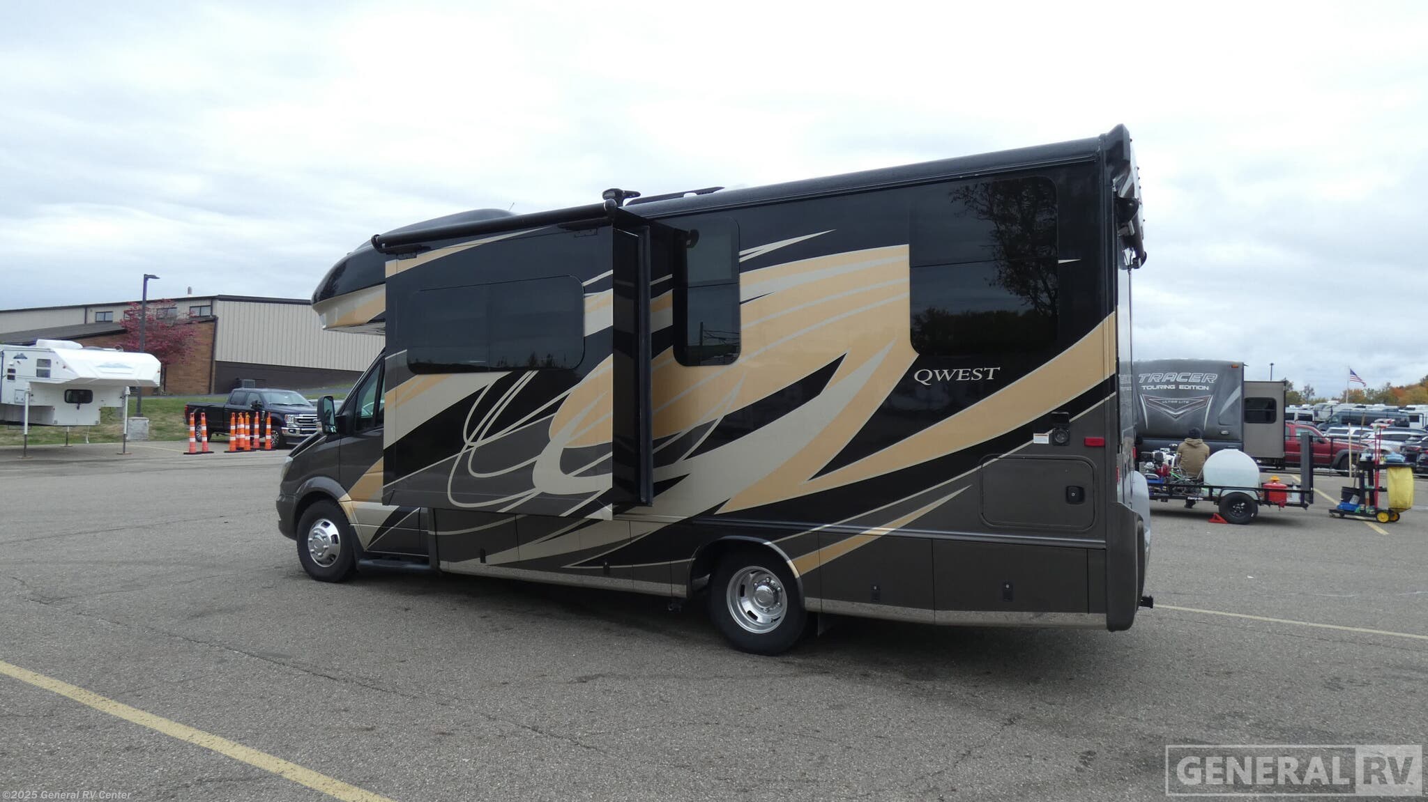 2019 Qwest 24K by Entegra Coach from General RV Center in North Canton, Ohio
