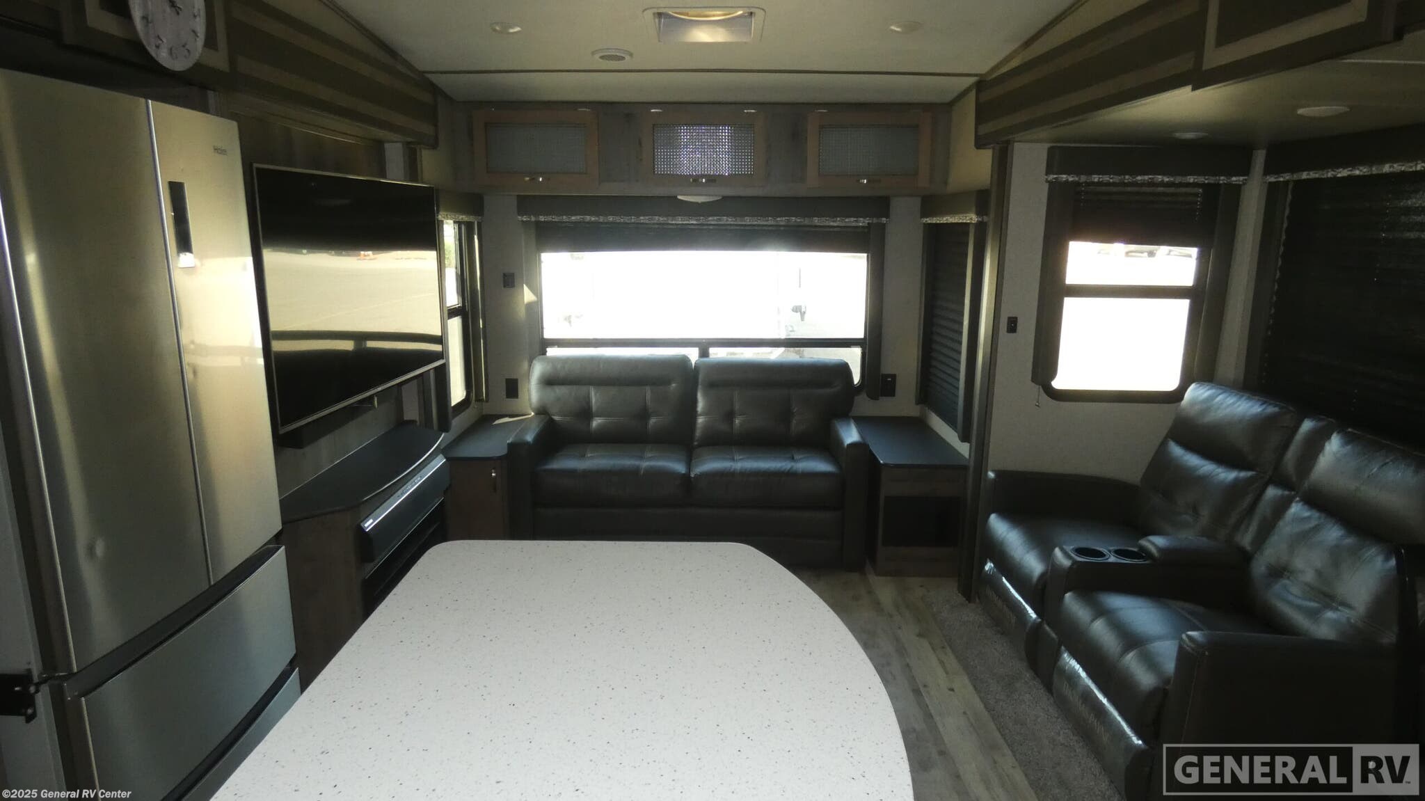 2019 Keystone Sprinter 3151FWRLS - Used Fifth Wheel For Sale by General RV Center in North Canton, Ohio