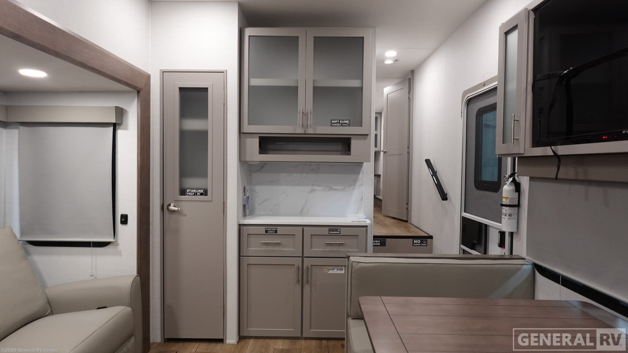 New 2026 Alliance RV Avenue 23ML available in North Canton, Ohio