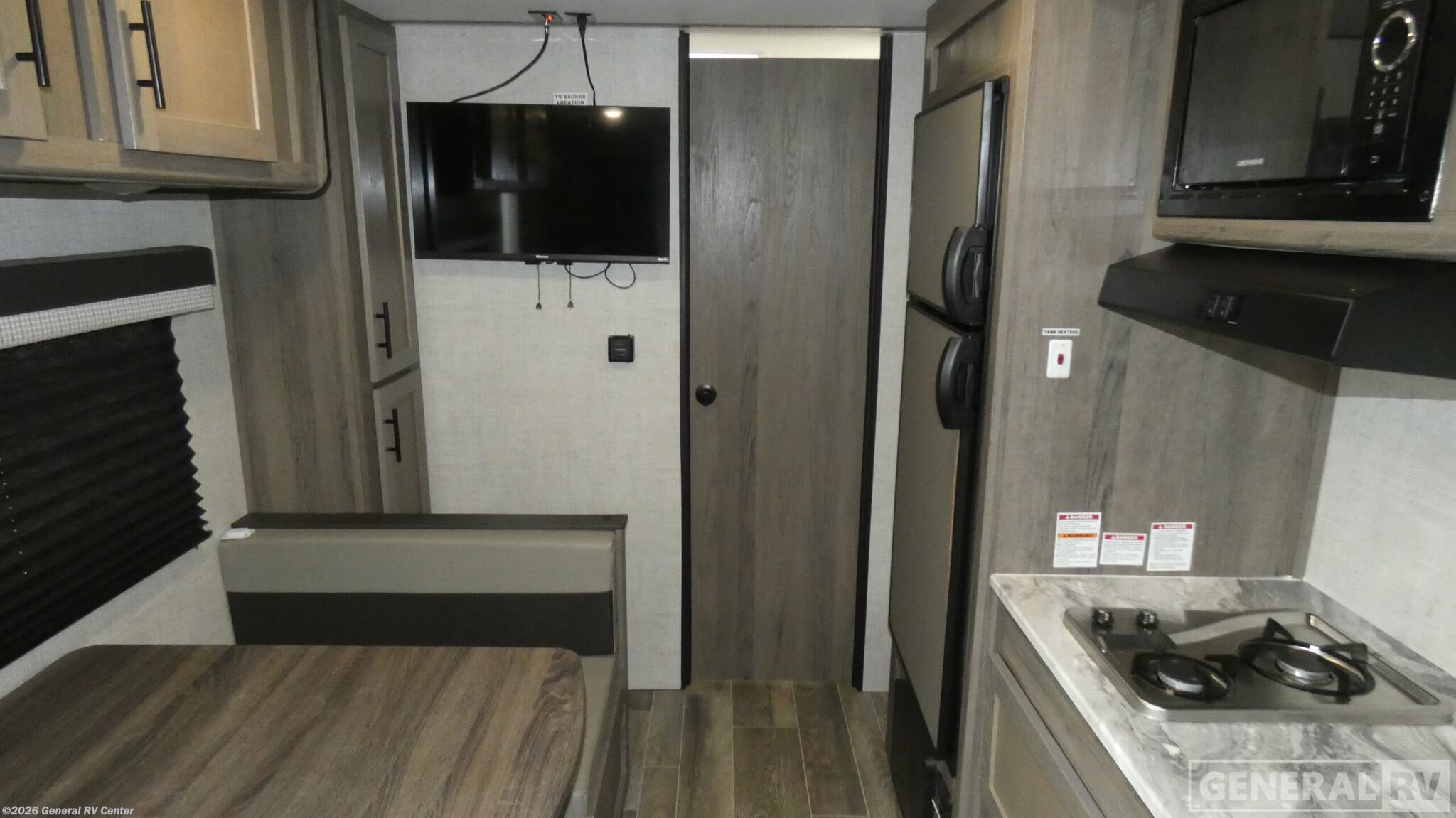 2022 Gulf Stream AMERILITE 241RB - Used Travel Trailer For Sale by General RV Center in North Canton, Ohio