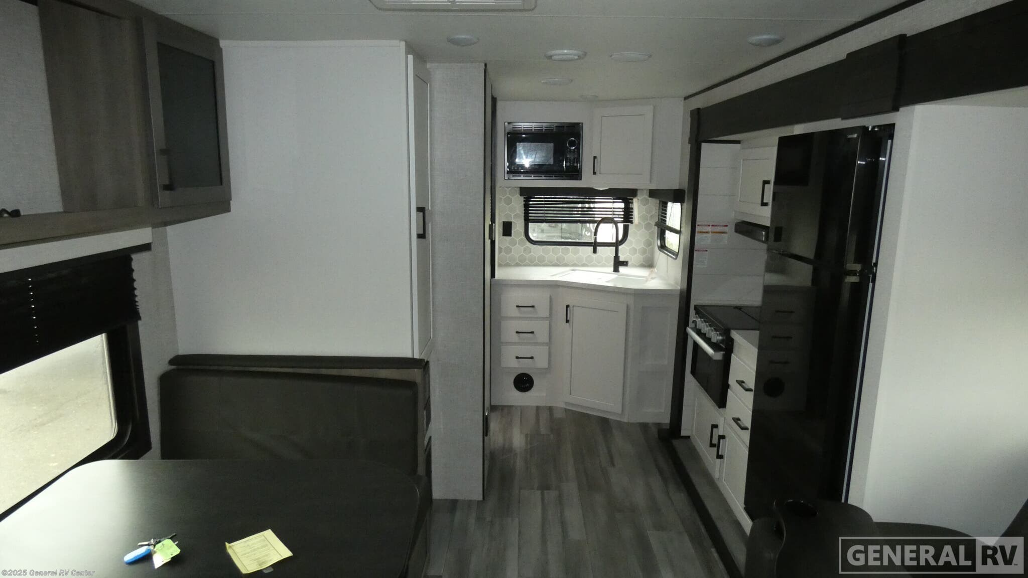 2024 Jayco Jay Flight 225MLS - Used Travel Trailer For Sale by General RV Center in North Canton, Ohio