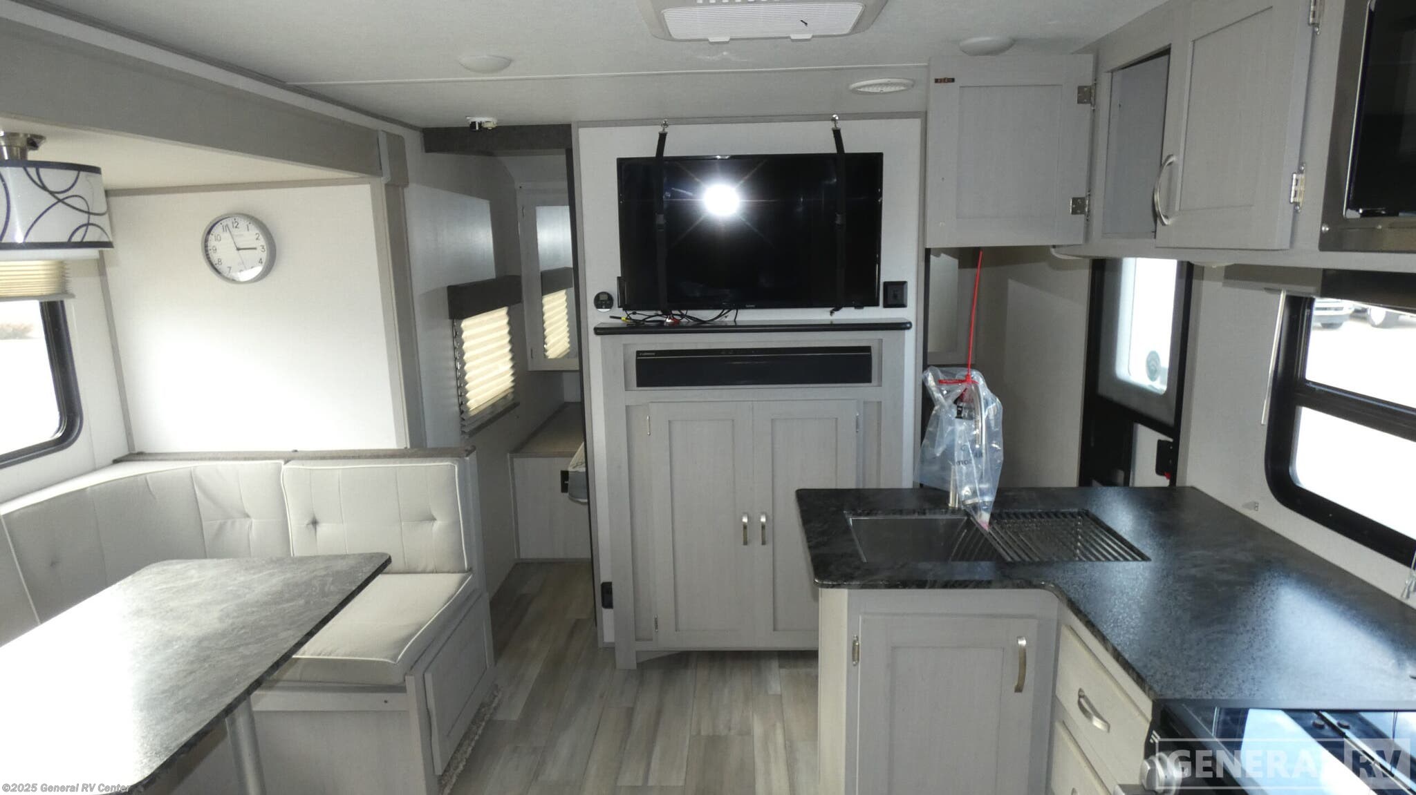 Used 2022 Prime Time Tracer 24DBS available in North Canton, Ohio