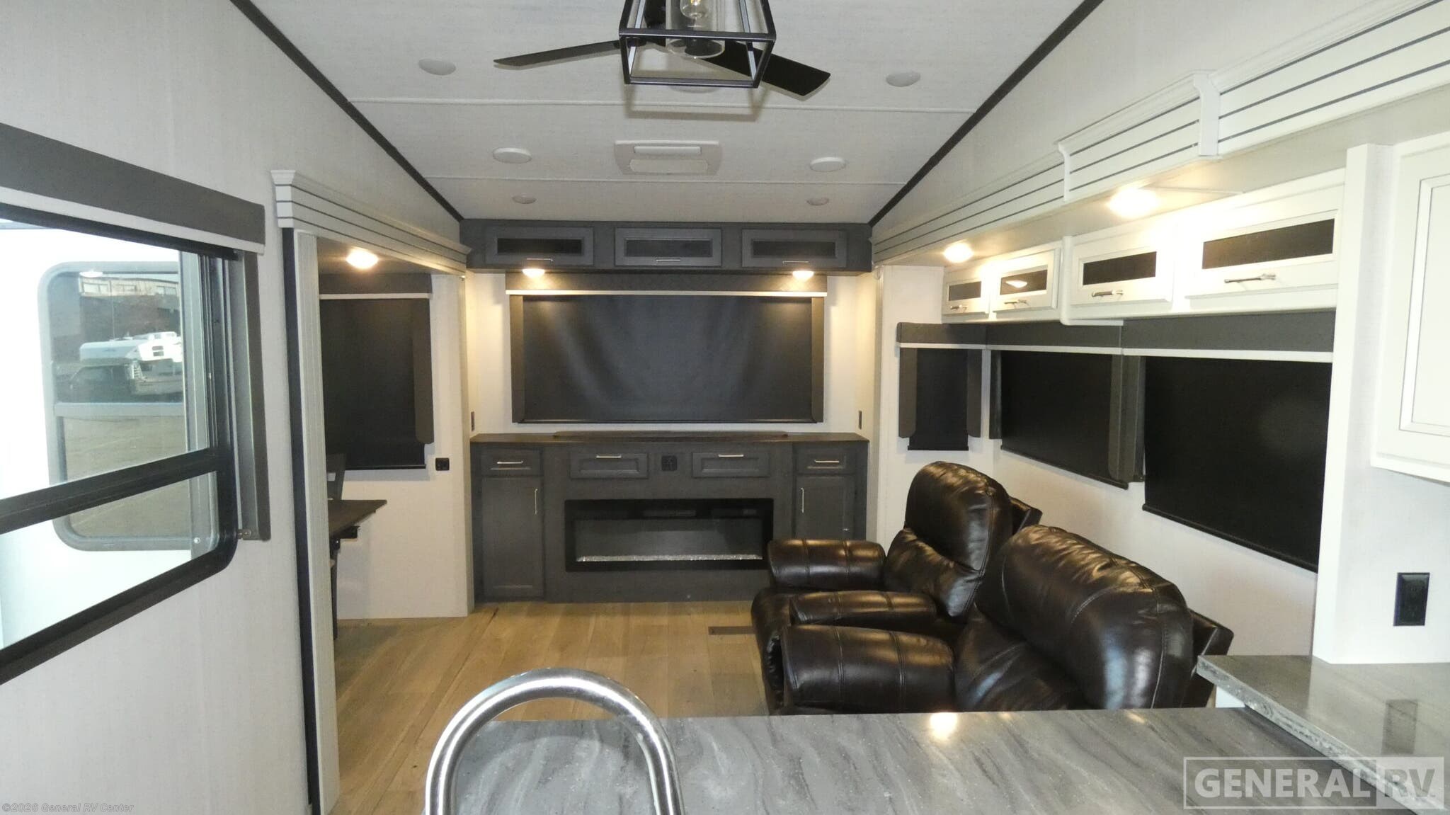 2024 Keystone Cougar 320RDS - Used Fifth Wheel For Sale by General RV Center in North Canton, Ohio
