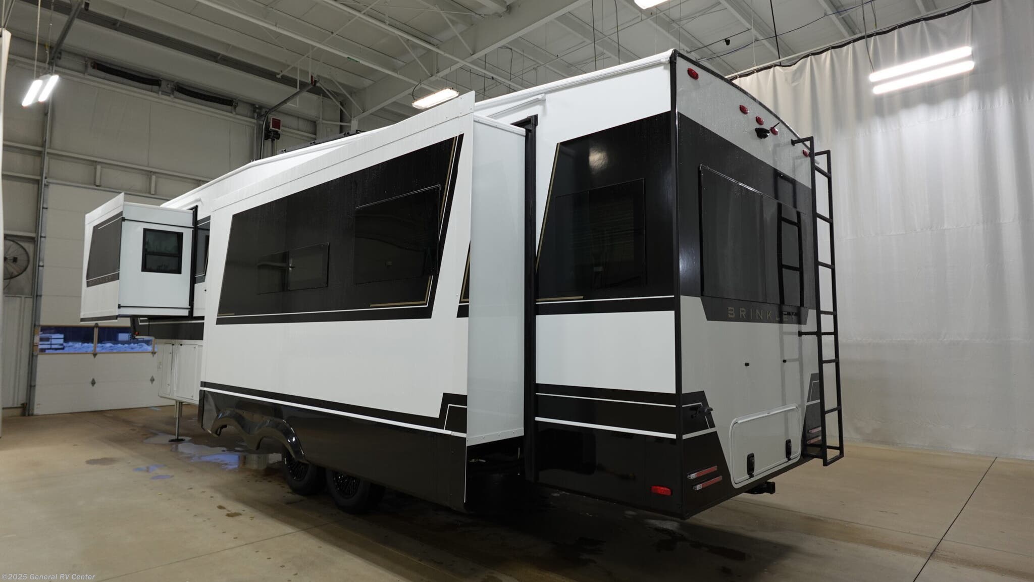 2026 Model Z 3100 by Brinkley RV from General RV Center in North Canton, Ohio