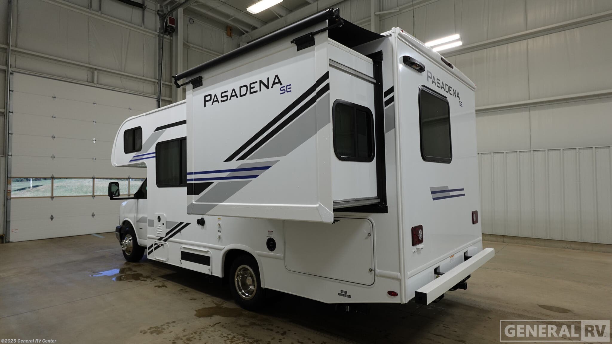 2026 Pasadena SZ22 by Thor Motor Coach from General RV Center in North Canton, Ohio
