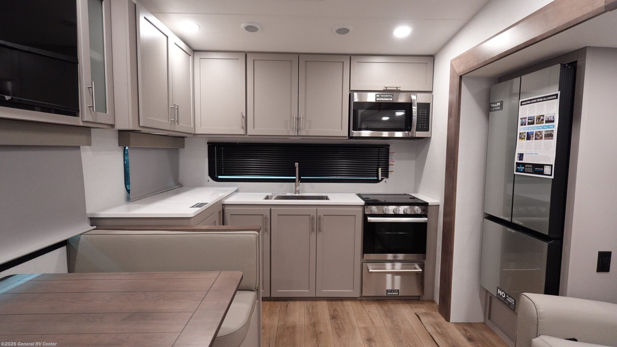 2026 Alliance RV Avenue 23ML - New Fifth Wheel For Sale by General RV Center in North Canton, Ohio