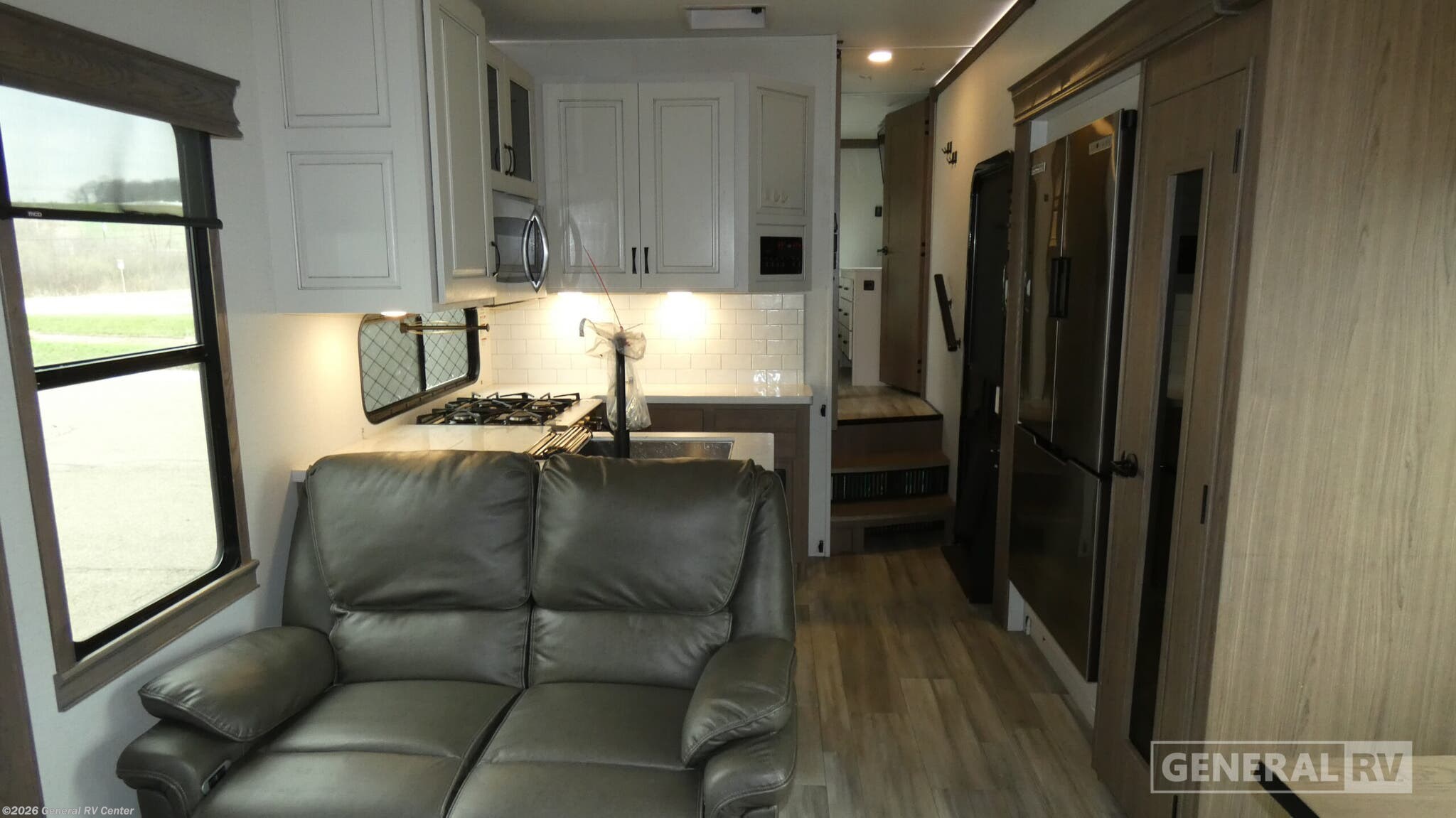Used 2023 Alliance RV Paradigm 395DS available in North Canton, Ohio