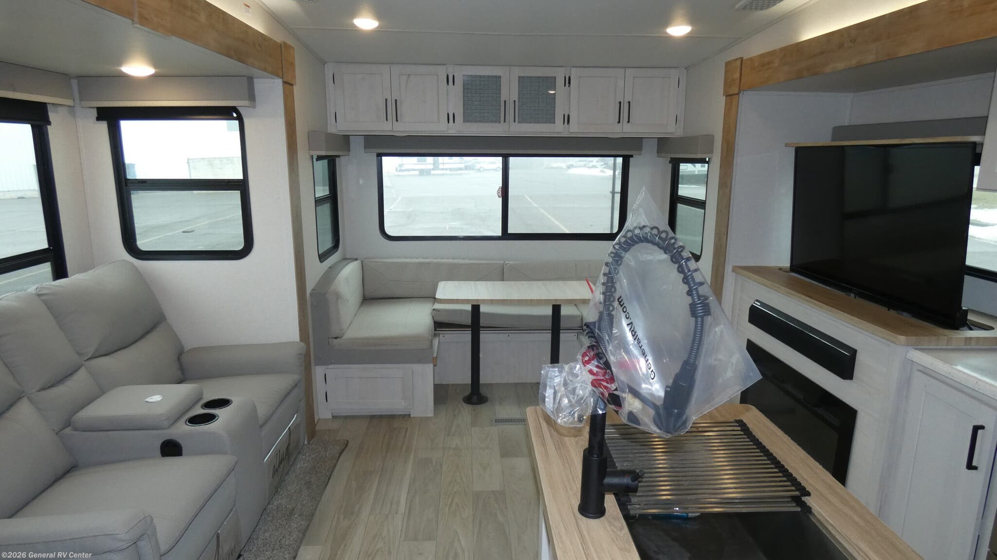 2023 Prime Time Crusader 260RDD - Used Fifth Wheel For Sale by General RV Center in North Canton, Ohio