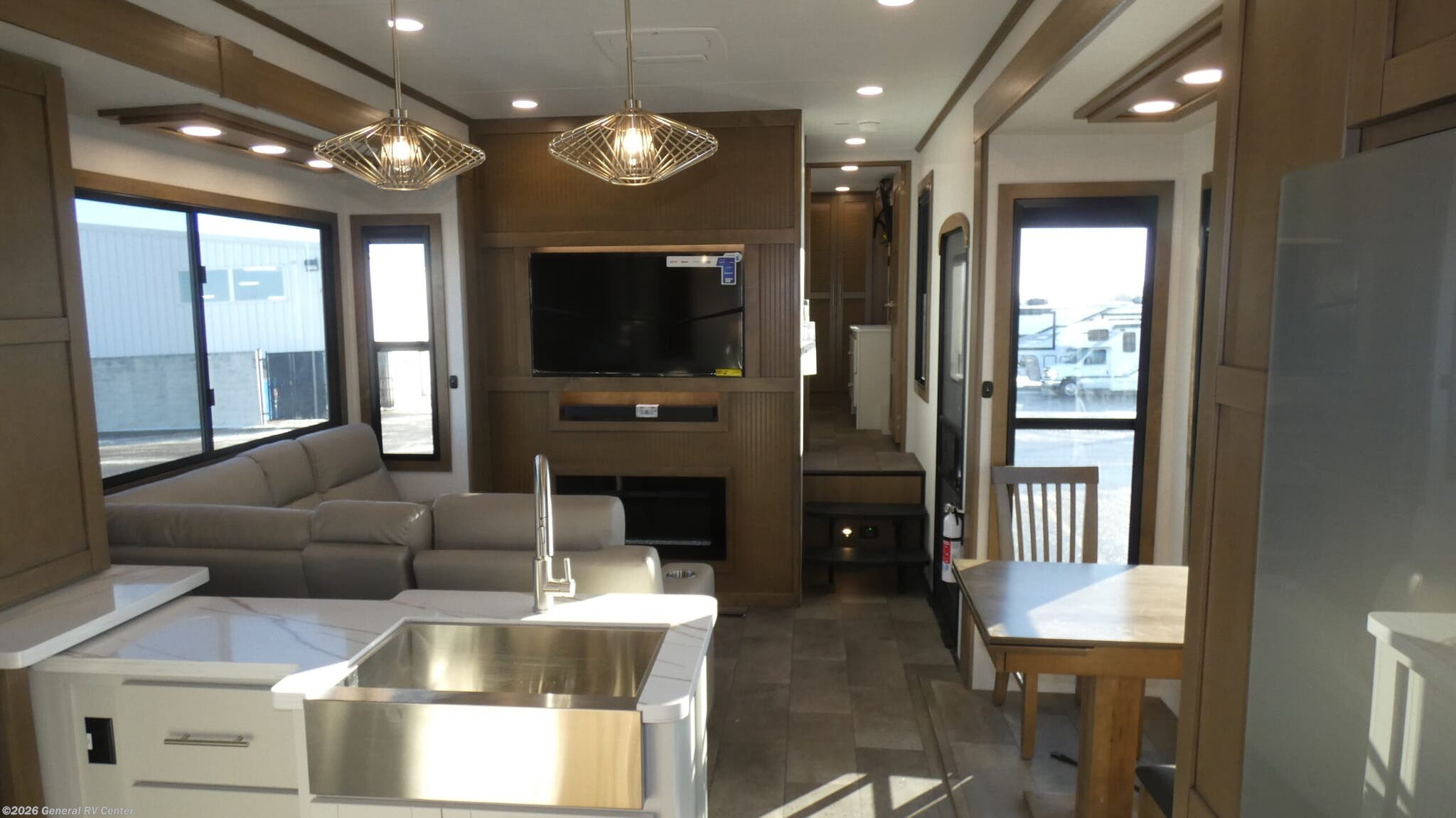 New 2026 Keystone Fuzion 432 available in North Canton, Ohio