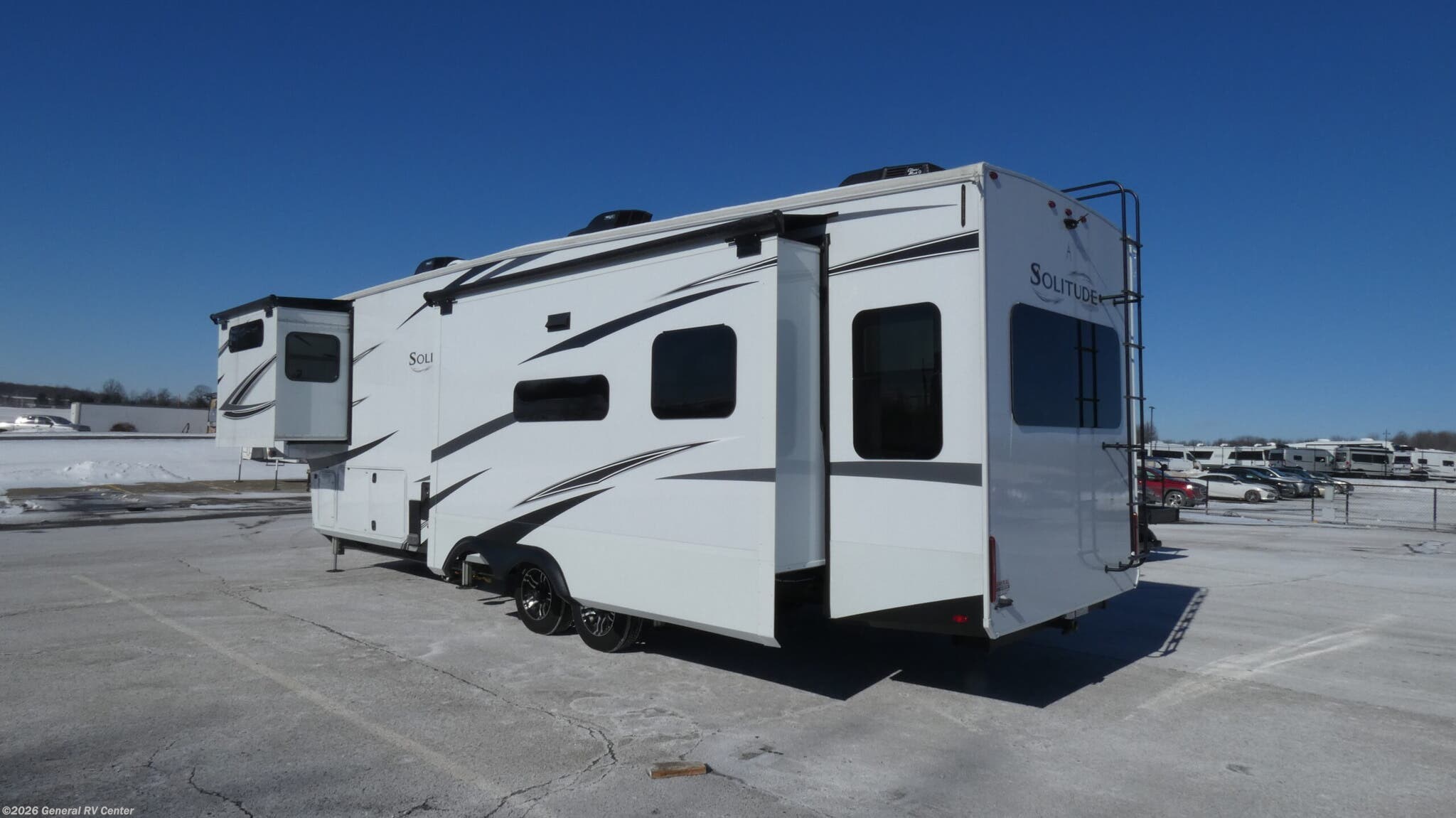 2025 Grand Design Solitude 370dv - Used Fifth Wheel For Sale by General RV Center in North Canton, Ohio