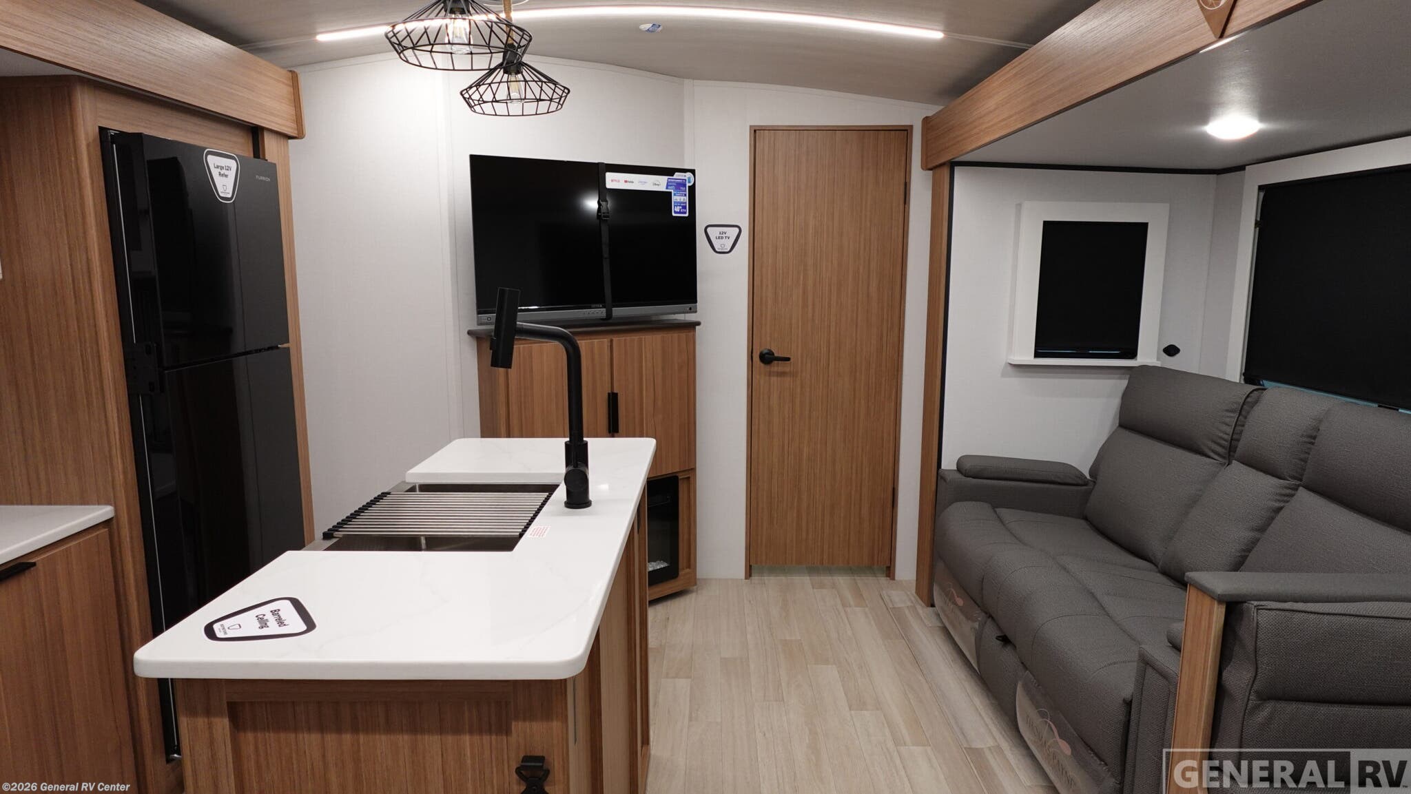 2026 Keystone Passport 3300BK - New Travel Trailer For Sale by General RV Center in North Canton, Ohio