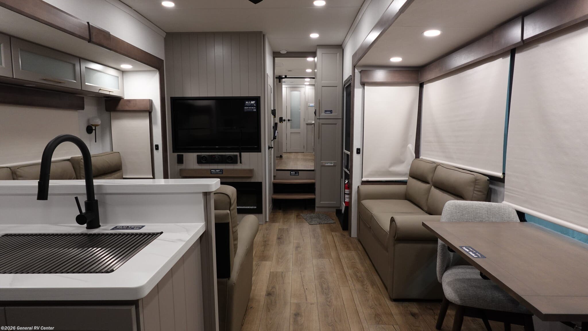 New 2026 Alliance RV Paradigm 382RK available in North Canton, Ohio