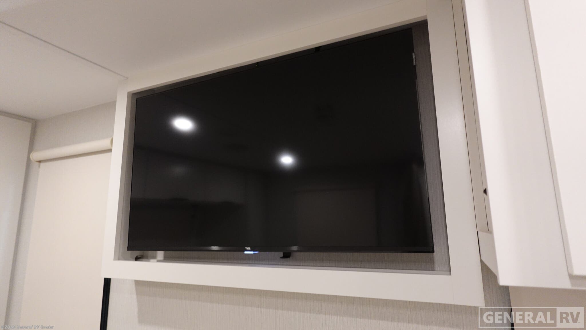 New 2026 Winnebago Thrive 18FBS available in North Canton, Ohio