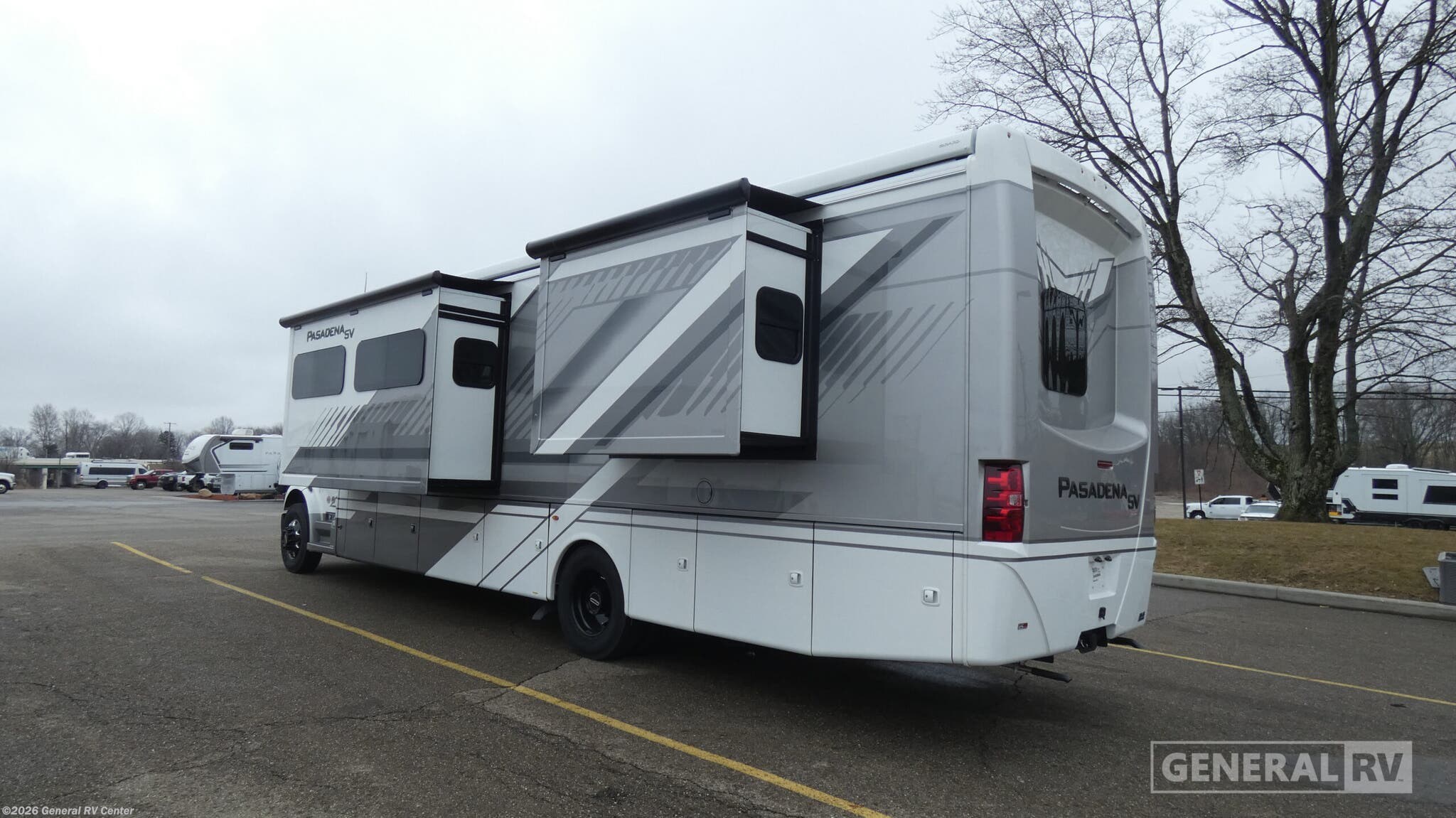 2026 Pasadena SV 38DX by Thor Motor Coach from General RV Center in North Canton, Ohio