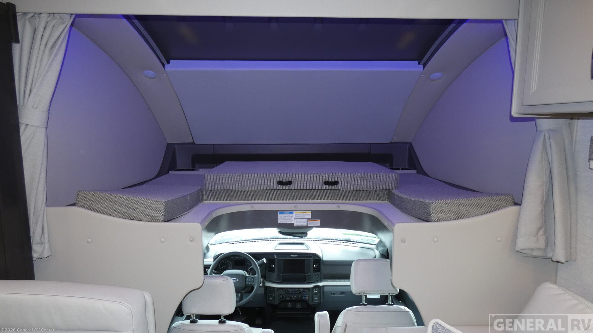 New 2026 Thor Motor Coach Magnitude X32 available in North Canton, Ohio