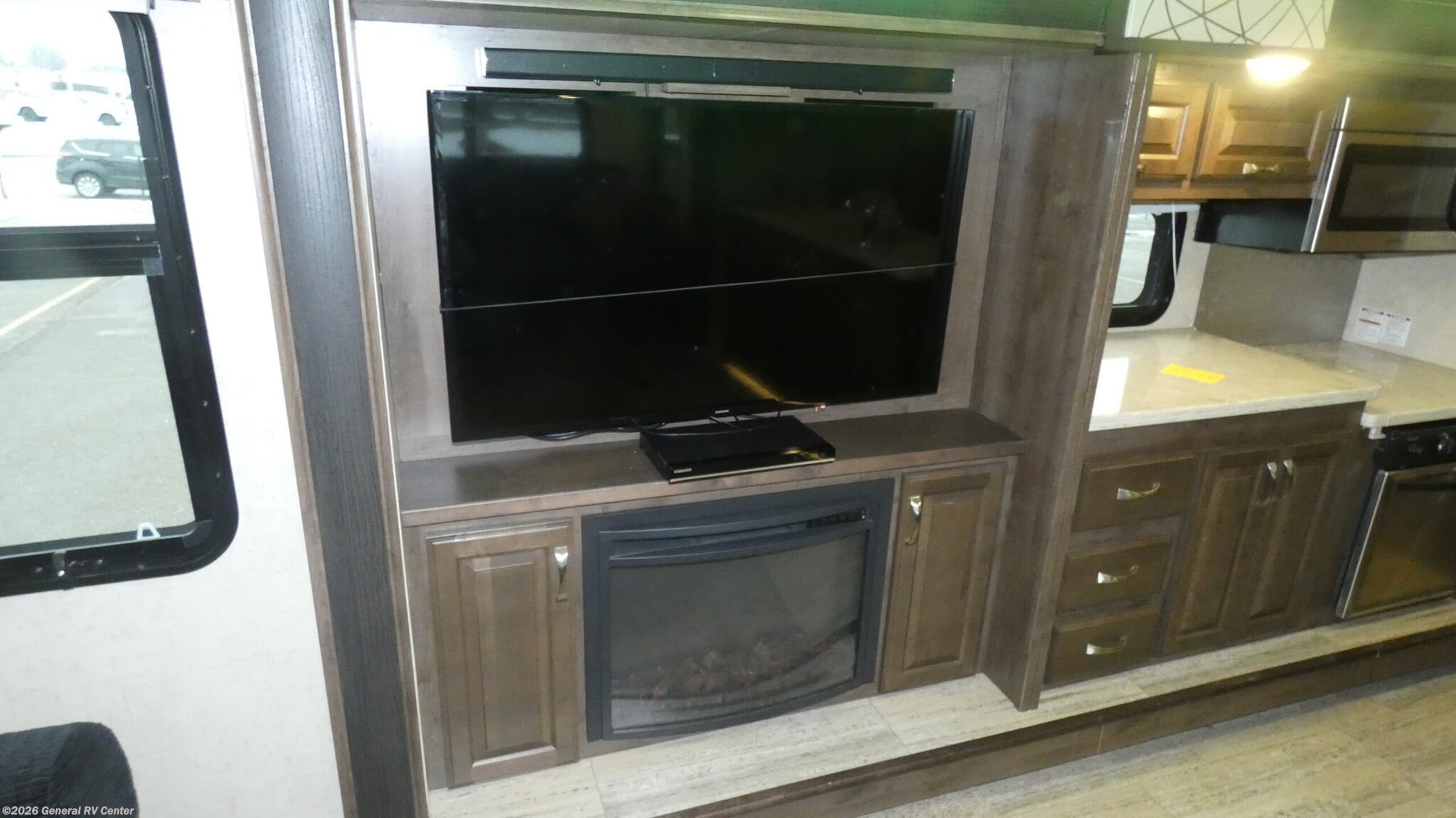 Used 2017 K-Z Venom 4011QK available in North Canton, Ohio