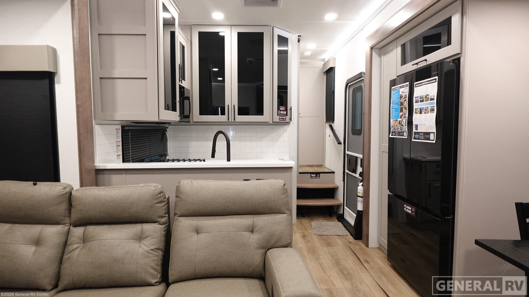 New 2026 Alliance RV Valor 44V14 available in North Canton, Ohio