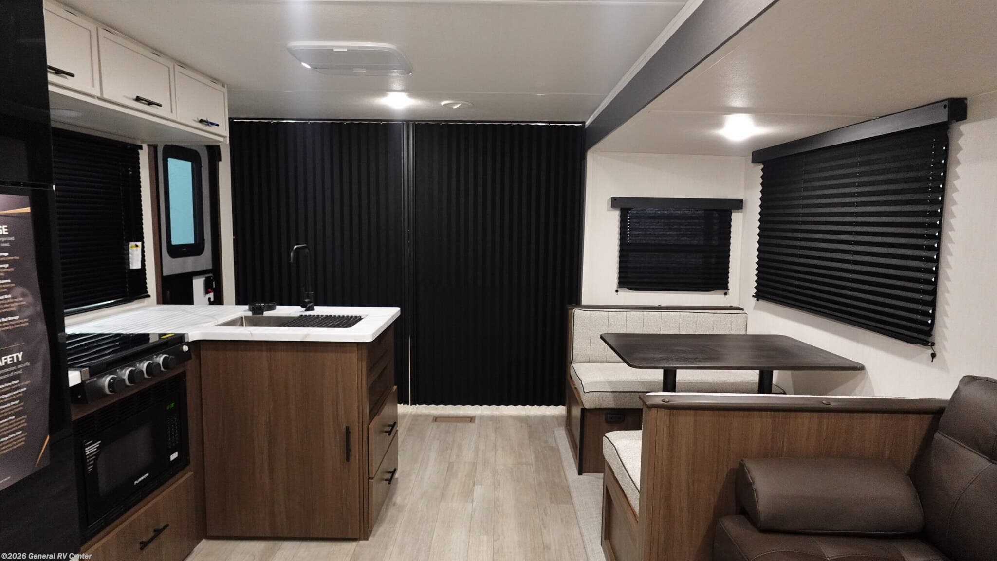 2026 Prime Time Avenger 30PO - New Travel Trailer For Sale by General RV Center in North Canton, Ohio