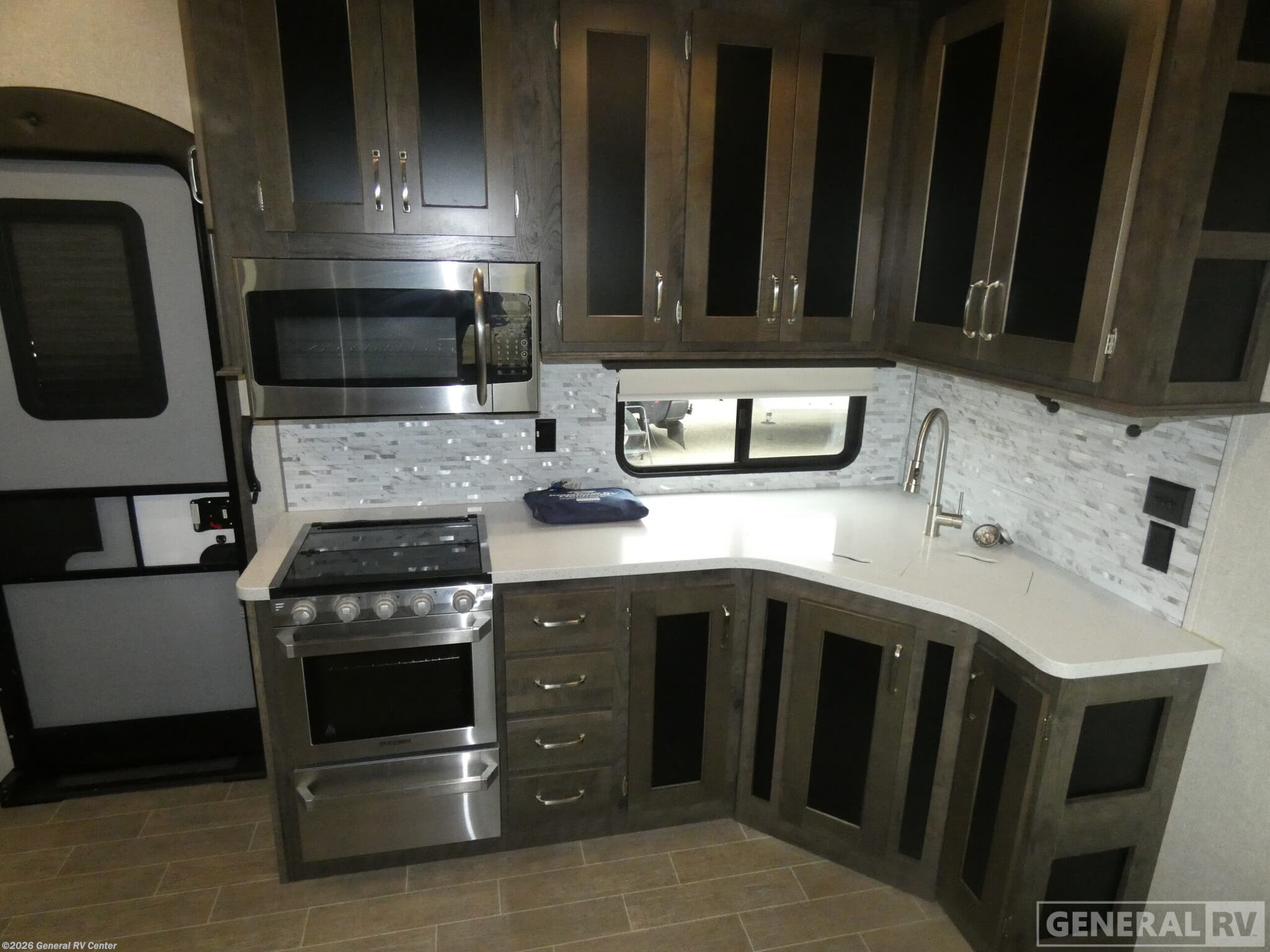 2020 Keystone Montana 381TH-4SL - Used Fifth Wheel For Sale by General RV Center in North Canton, Ohio